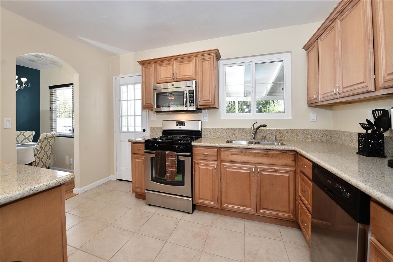 3419 Trophy Dr, La Mesa, CA 91941 photo 11