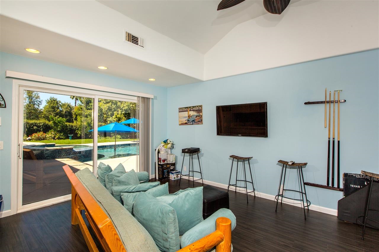1065 Sugarbush, Vista, CA 92084 photo 23