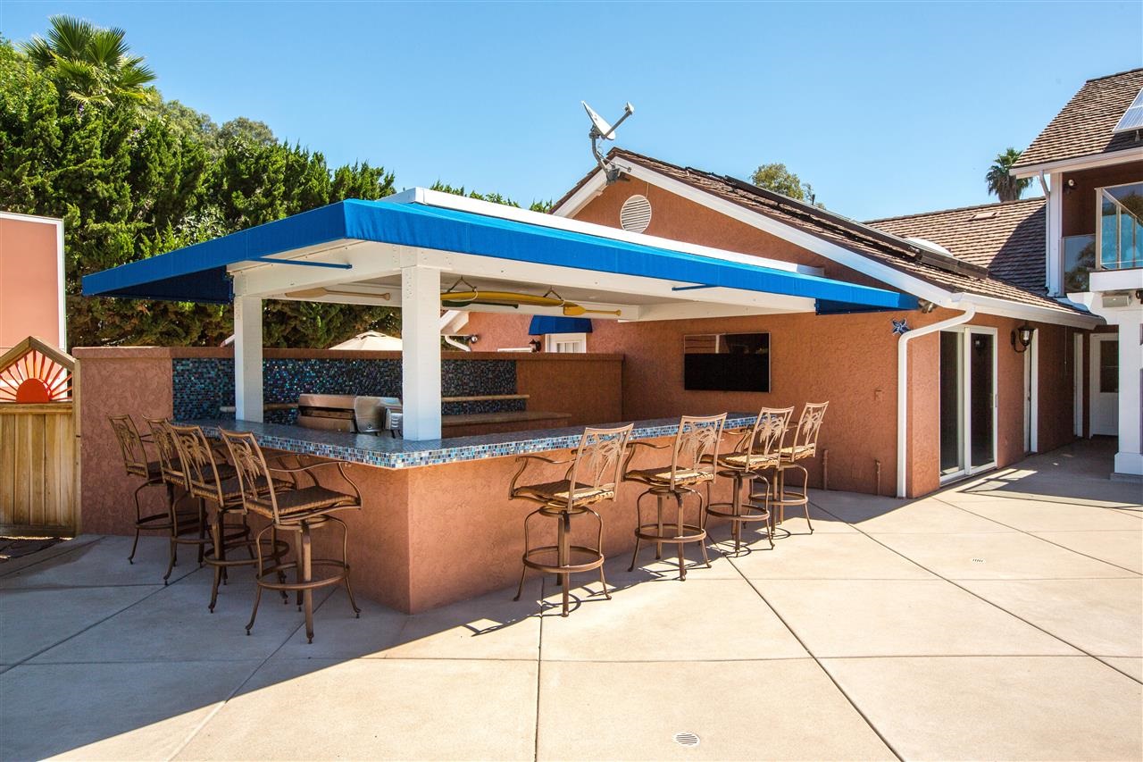 1065 Sugarbush, Vista, CA 92084 photo 8