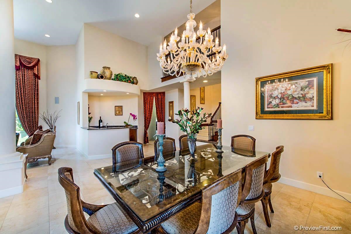 8630 Kilbourn Dr, La Jolla, CA 92037 photo 4