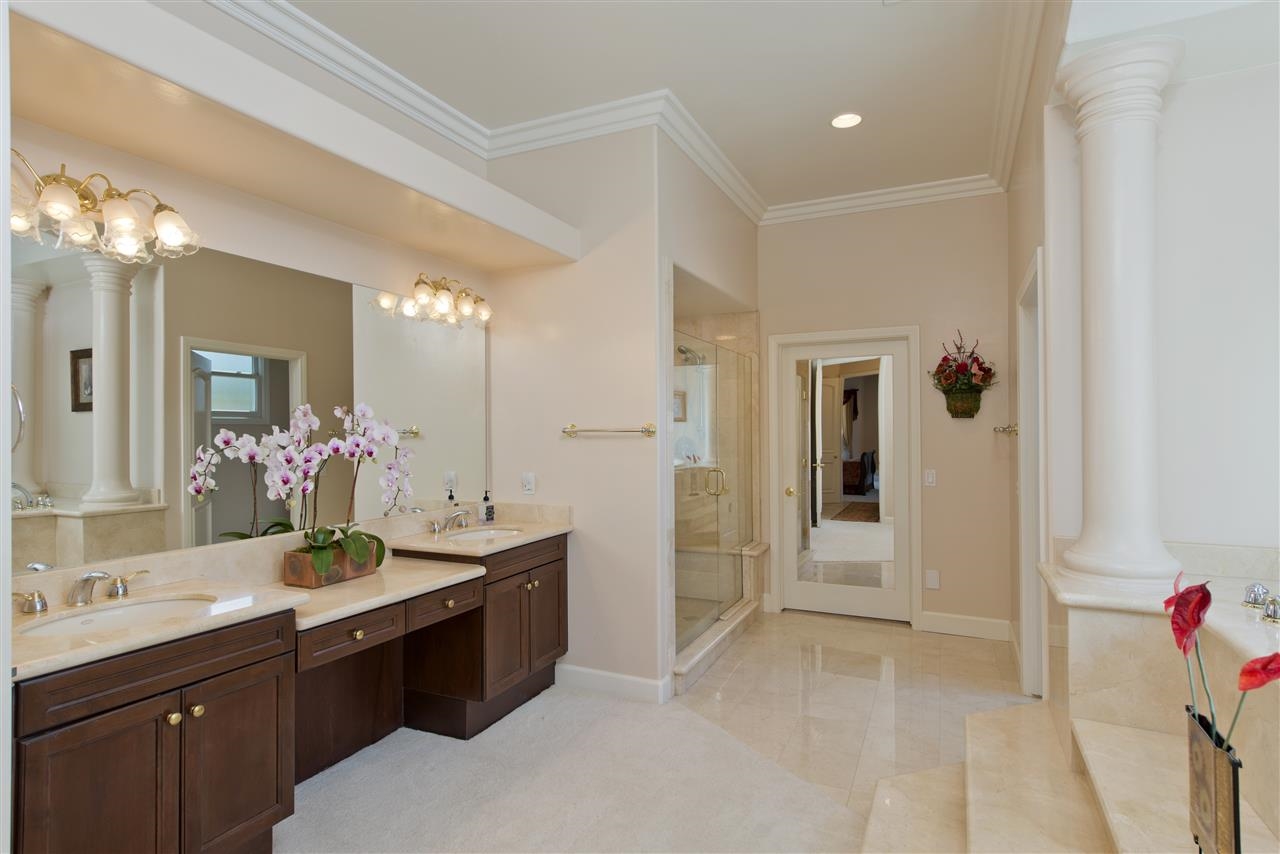 8630 Kilbourn Dr, La Jolla, CA 92037 photo 13