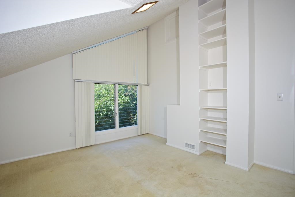 8761 Cliffridge, La Jolla, CA 92037 photo 19