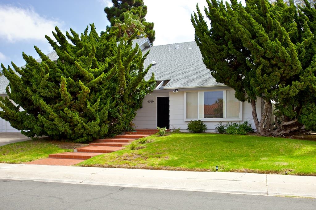 8761 Cliffridge, La Jolla, CA 92037 photo 1