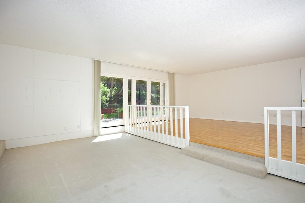 8761 Cliffridge, La Jolla, CA 92037 photo 9