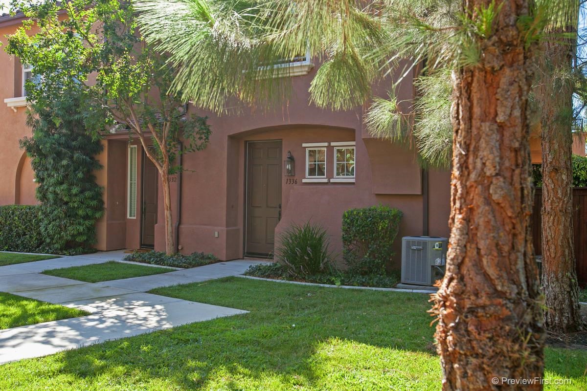 1336 Sky Ridge Ct, San Marcos, CA 92078 photo 3