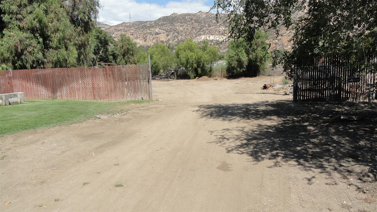 11563 Moreno, Lakeside, CA 92040 photo 15