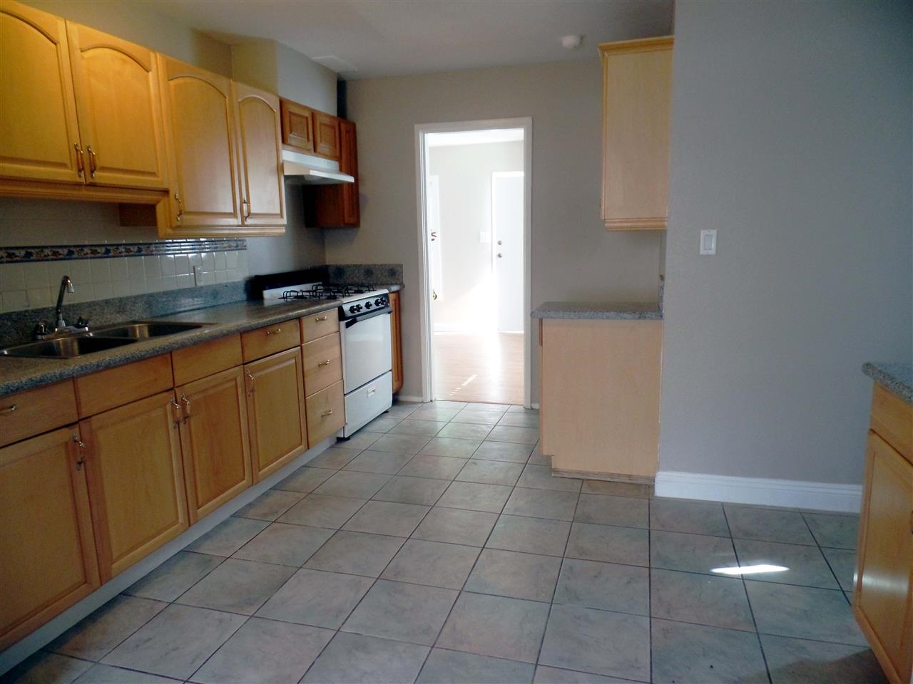 1700 Kraft, Oceanside, CA 92058 photo 9