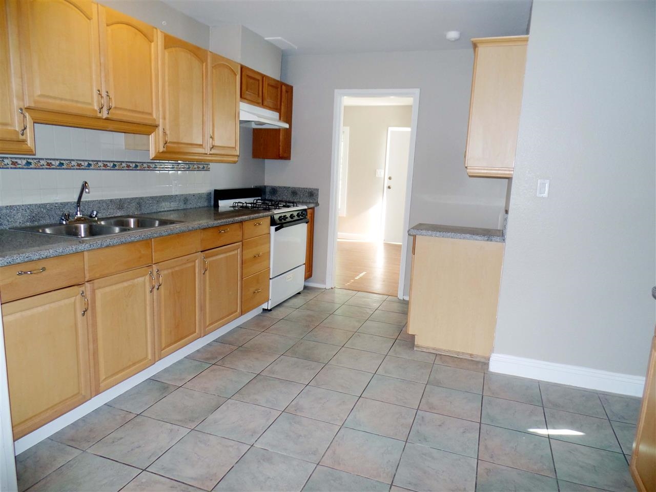 1700 Kraft, Oceanside, CA 92058 photo 8