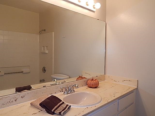 8741 Rhodes, Santee, CA 92071 photo 15