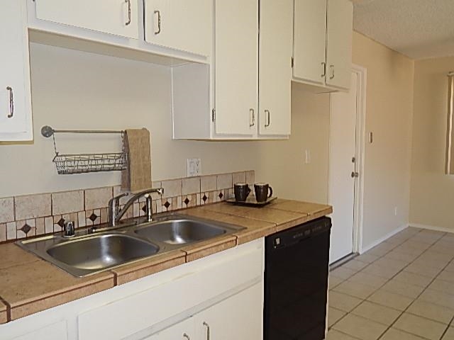 8741 Rhodes, Santee, CA 92071 photo 6