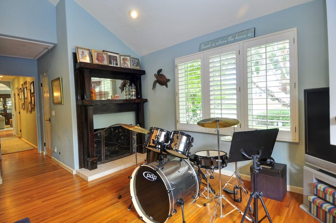 509 Midway, La Jolla, CA 92037 photo 10