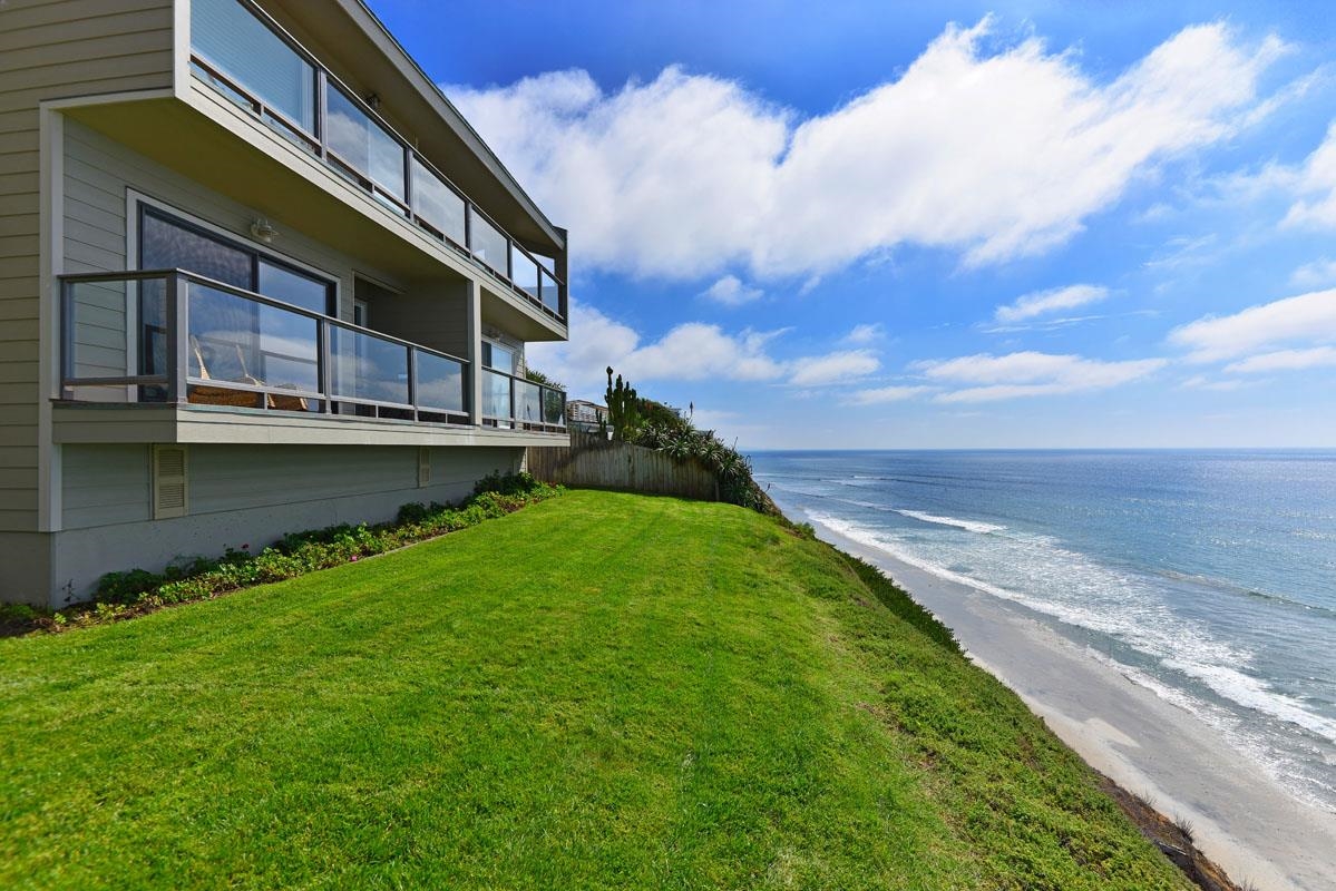 726 4th St #1, Encinitas, CA 92024 photo 2