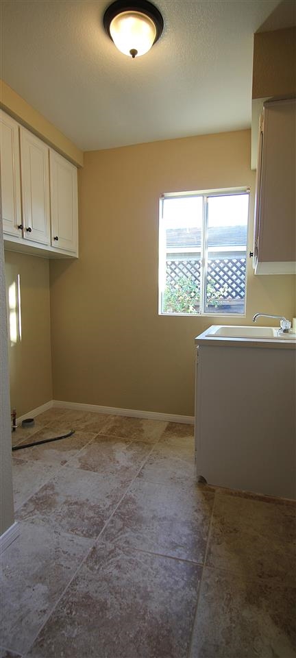 2353 Mapleleaf, Vista, CA 92081 photo 12