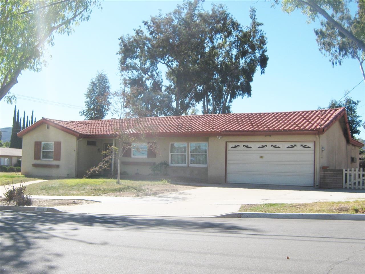 9302 Oakbourne Rd, Santee, CA 92071 photo 1