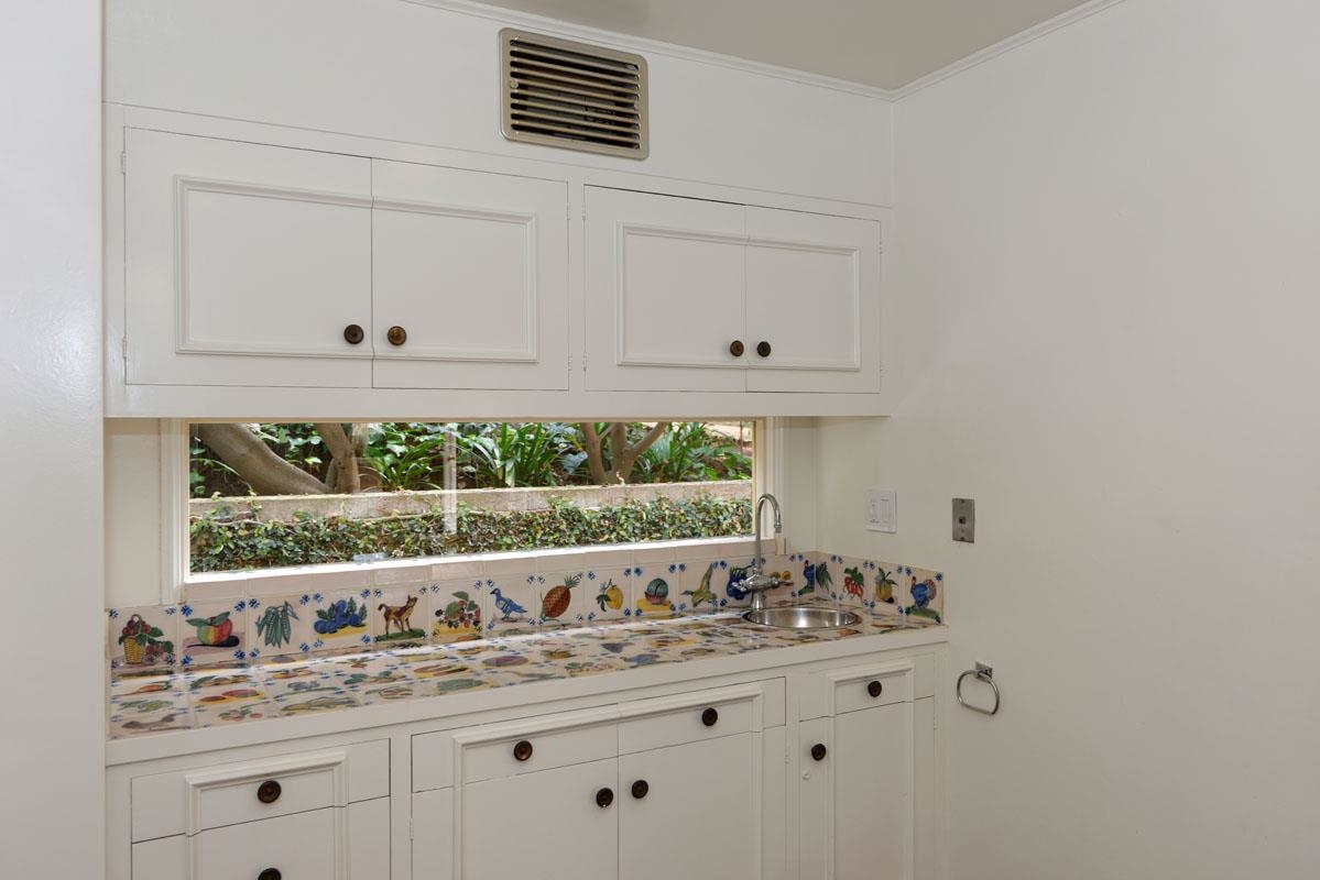 7915 Lowry Ter, La Jolla, CA 92037 photo 16