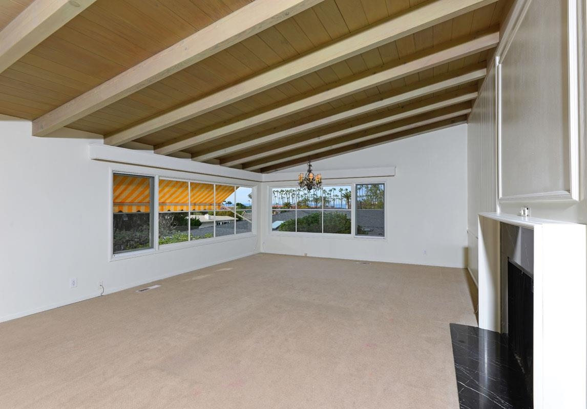 7915 Lowry Ter, La Jolla, CA 92037 photo 5
