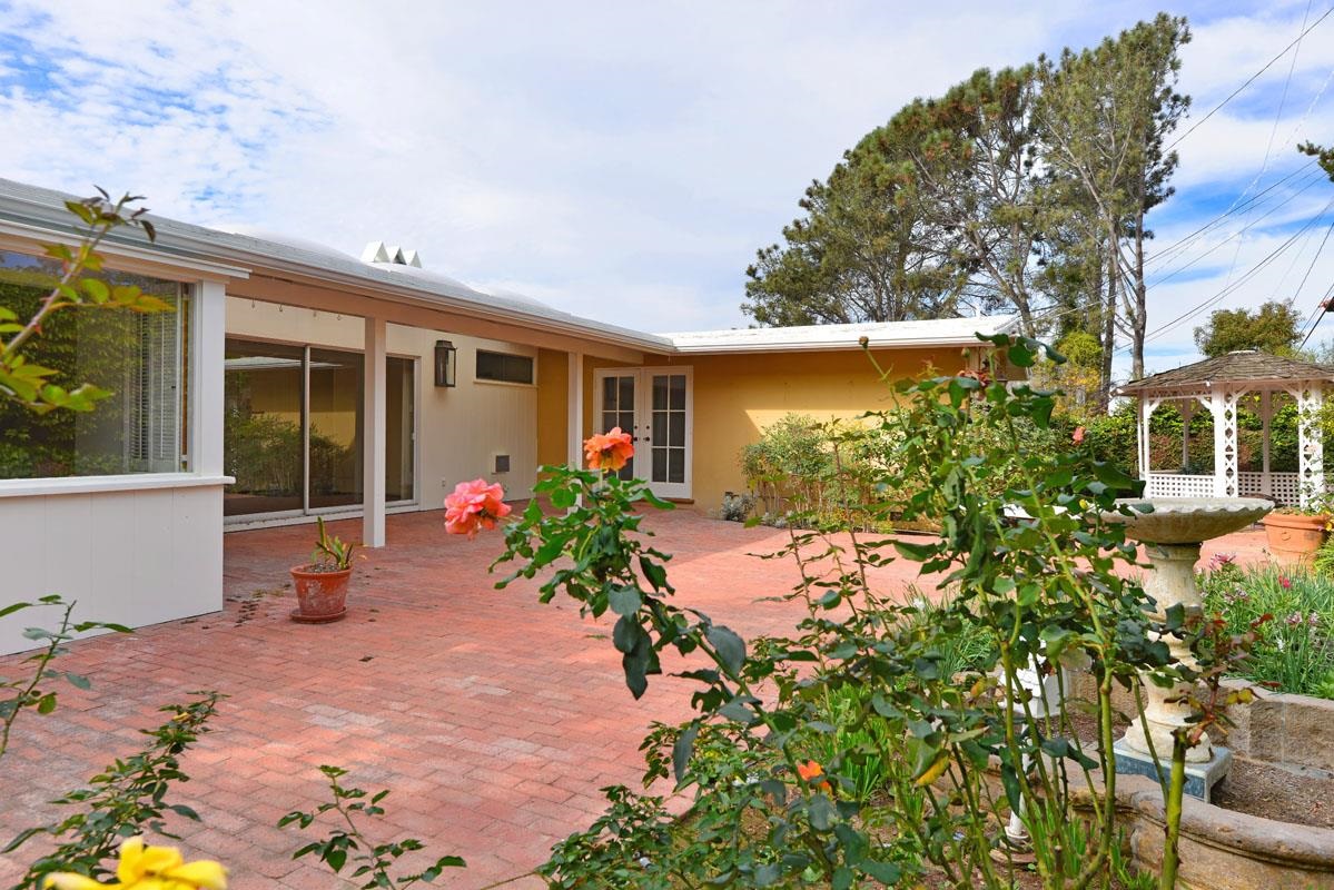 7915 Lowry Ter, La Jolla, CA 92037 photo 12