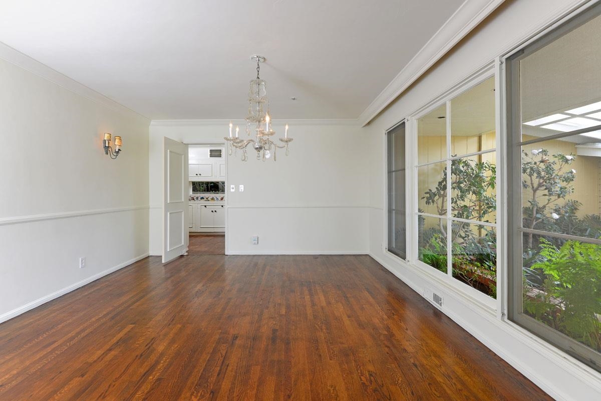 7915 Lowry Ter, La Jolla, CA 92037 photo 10