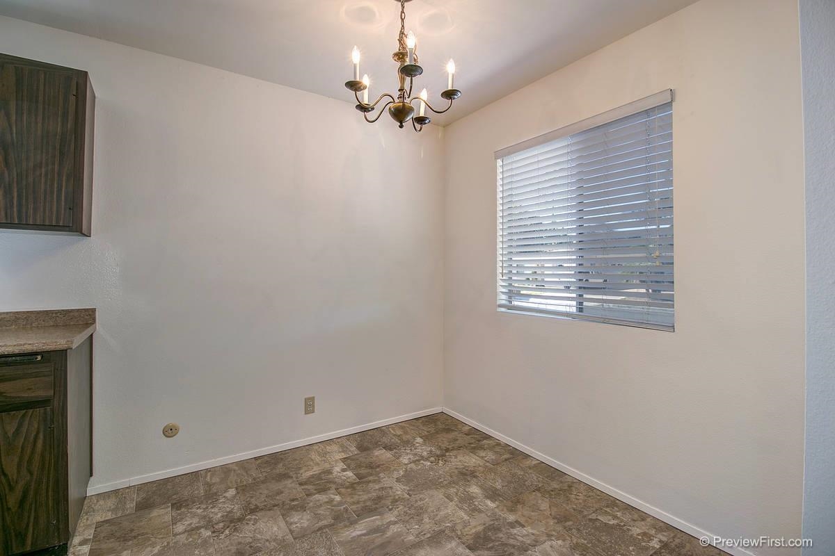 114 Magdalena Dr, Oceanside, CA 92057 photo 4