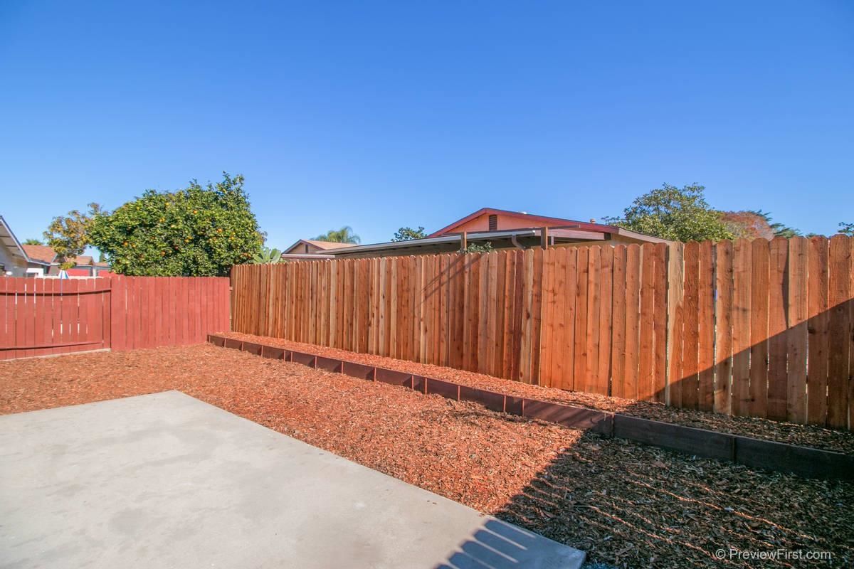 114 Magdalena Dr, Oceanside, CA 92057 photo 9
