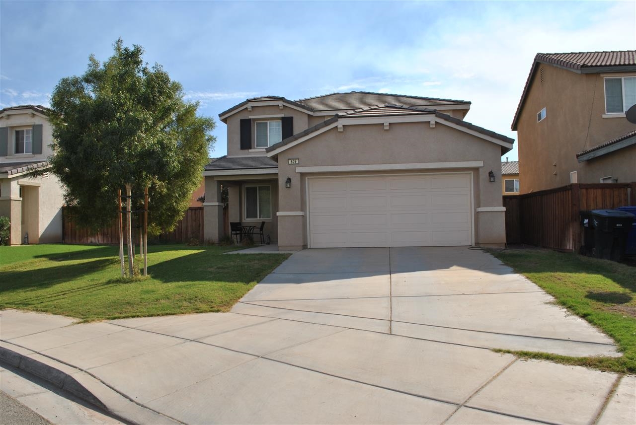 609 Emerald St, Imperial, CA 92251 photo 1
