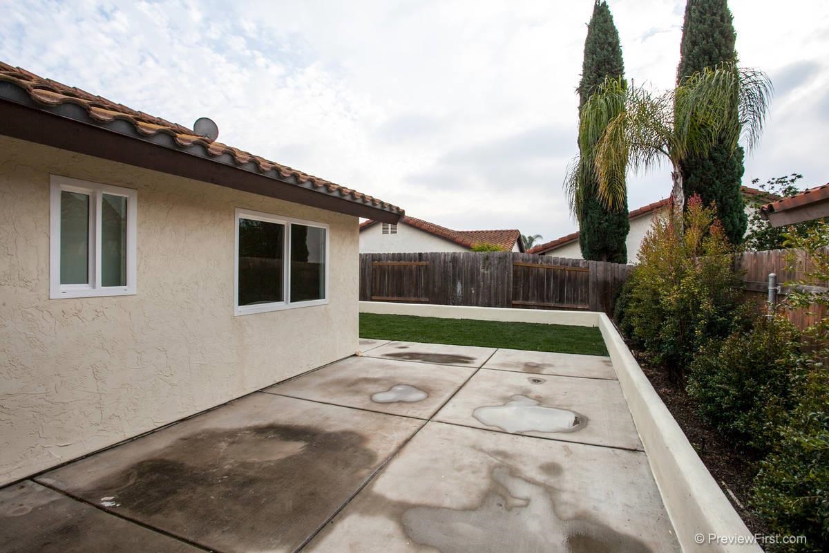 231 Ocotillo Pl, Oceanside, CA 92057 photo 9