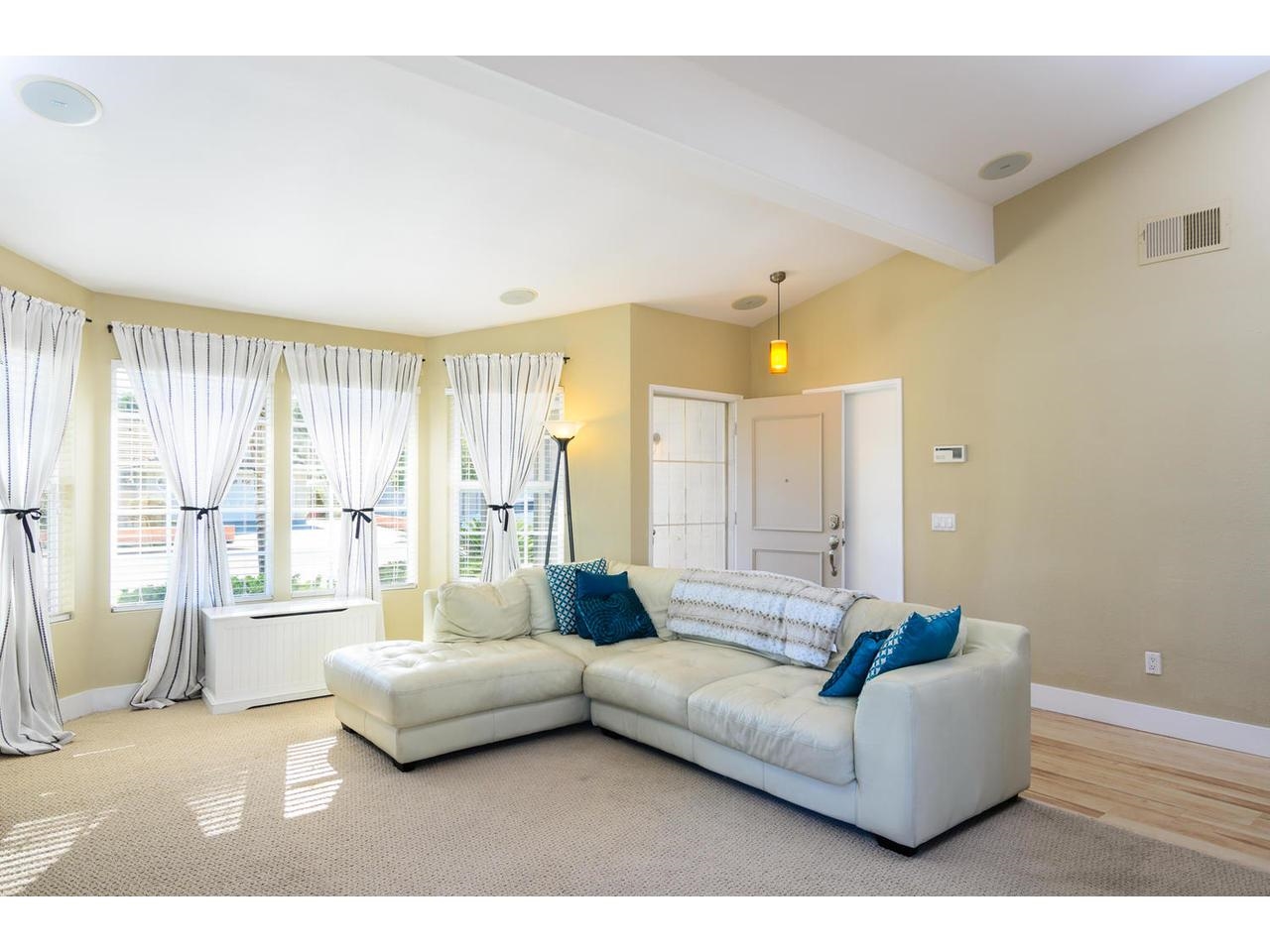 1322 Henshaw Rd, Oceanside, CA 92056 photo 4