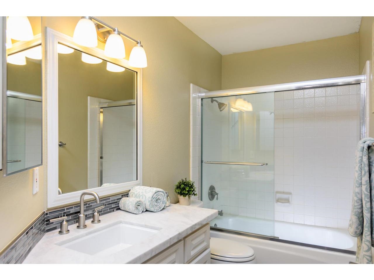 1322 Henshaw Rd, Oceanside, CA 92056 photo 14
