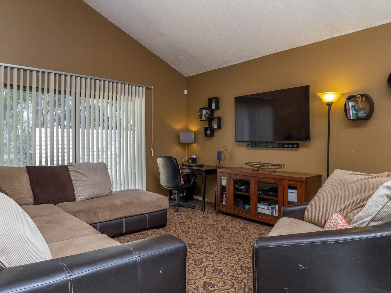 181 Rosemary Pl, Chula Vista, CA 91910 photo 4