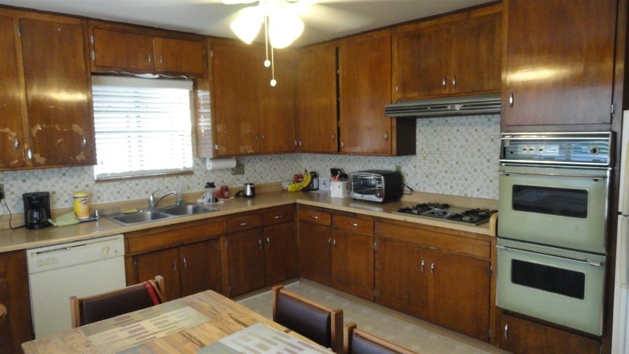 207 E J, Chula Vista, CA 91910 photo 4