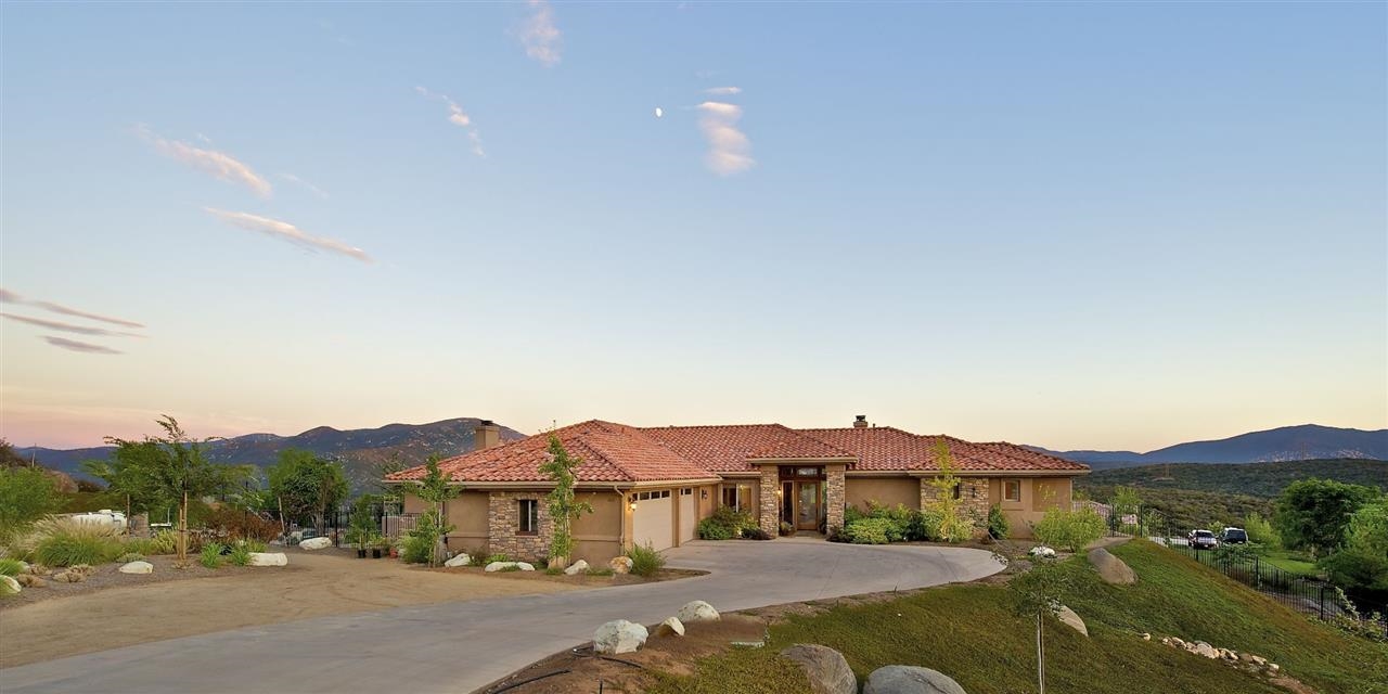 2111 Corte Maria, Alpine, CA 91901 photo 1