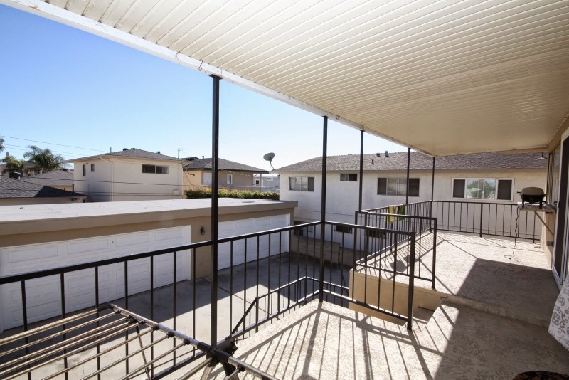 141 Hemlock Ave, Carlsbad, CA 92008 photo 13