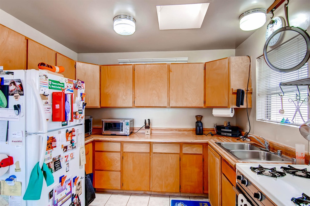 1591 E Madison, El Cajon, CA 92019 photo 4
