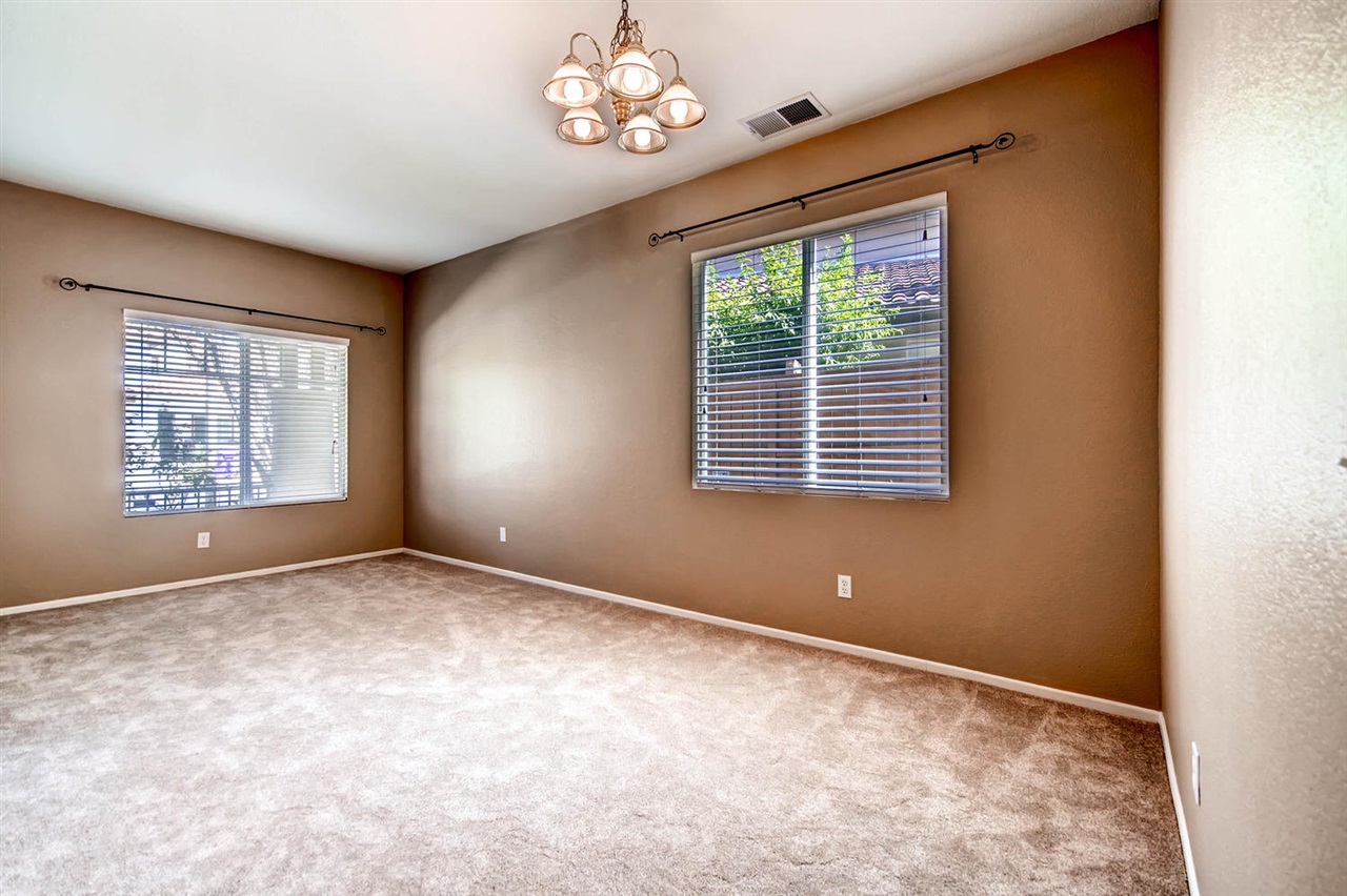 4709 Lagunita Way, Oceanside, CA 92057 photo 9