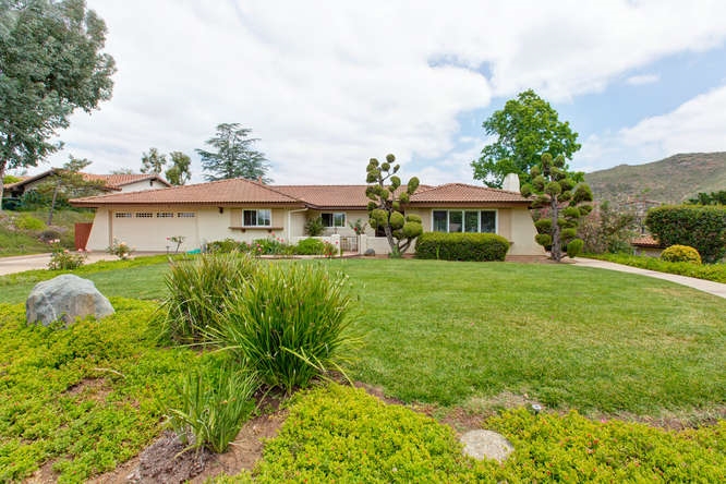 3468 Via Loma Vis, Escondido, CA 92029 photo 1