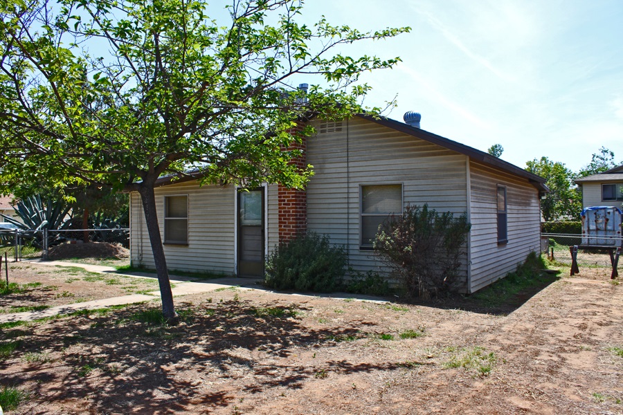 1198 Sumner, El Cajon, CA 92021 photo 18