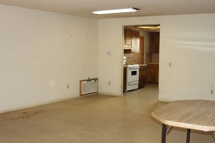 1198 Sumner, El Cajon, CA 92021 photo 15