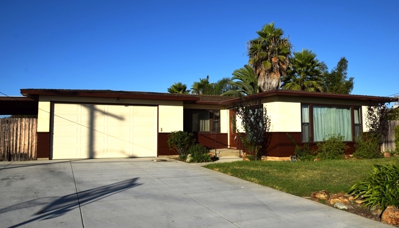 2616 Mesa Dr, Oceanside, CA 92054 photo 1