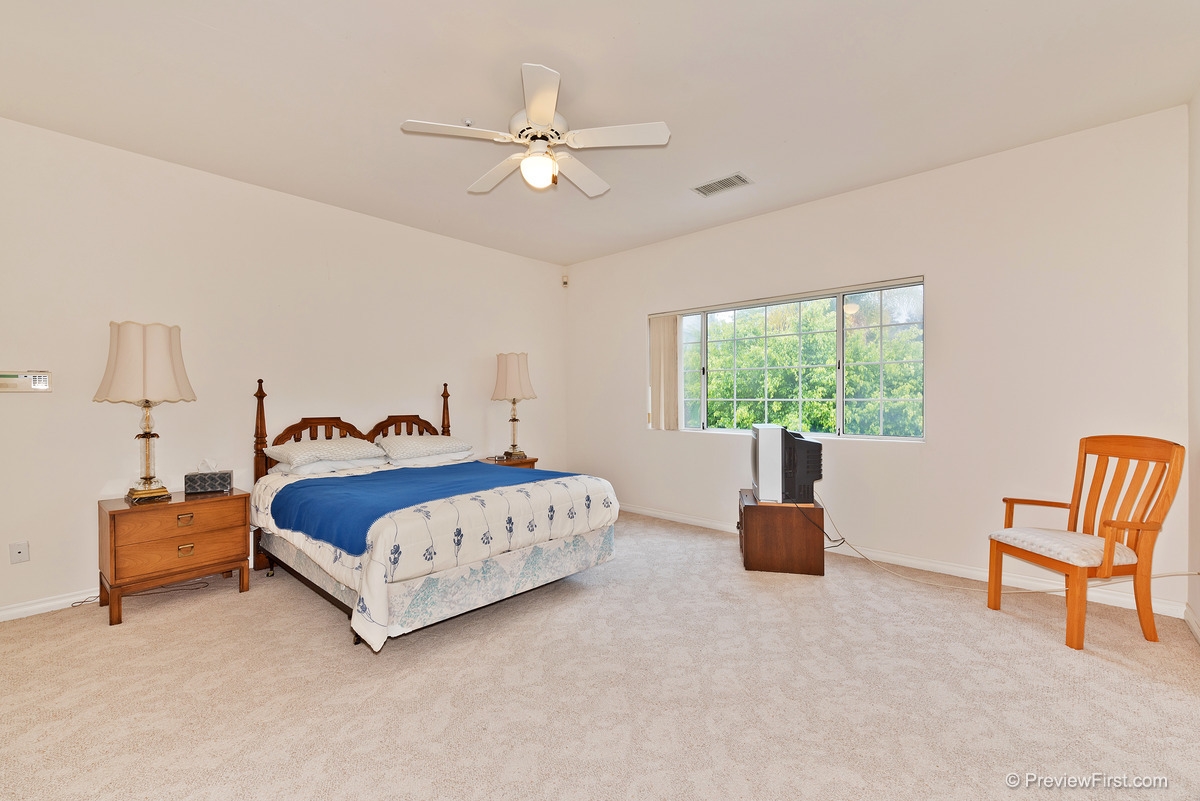 1446 Alta Vista Dr, Vista, CA 92084 photo 8