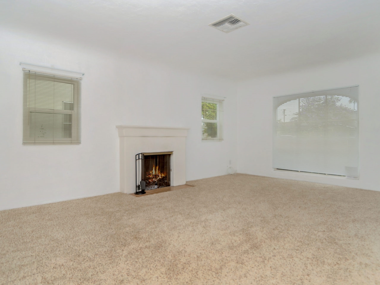 670 J Ave, Coronado, CA 92118 photo 4