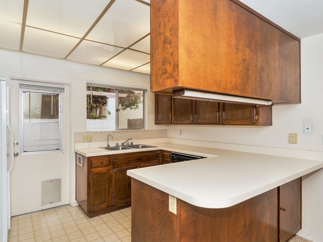 670 J Ave, Coronado, CA 92118 photo 8