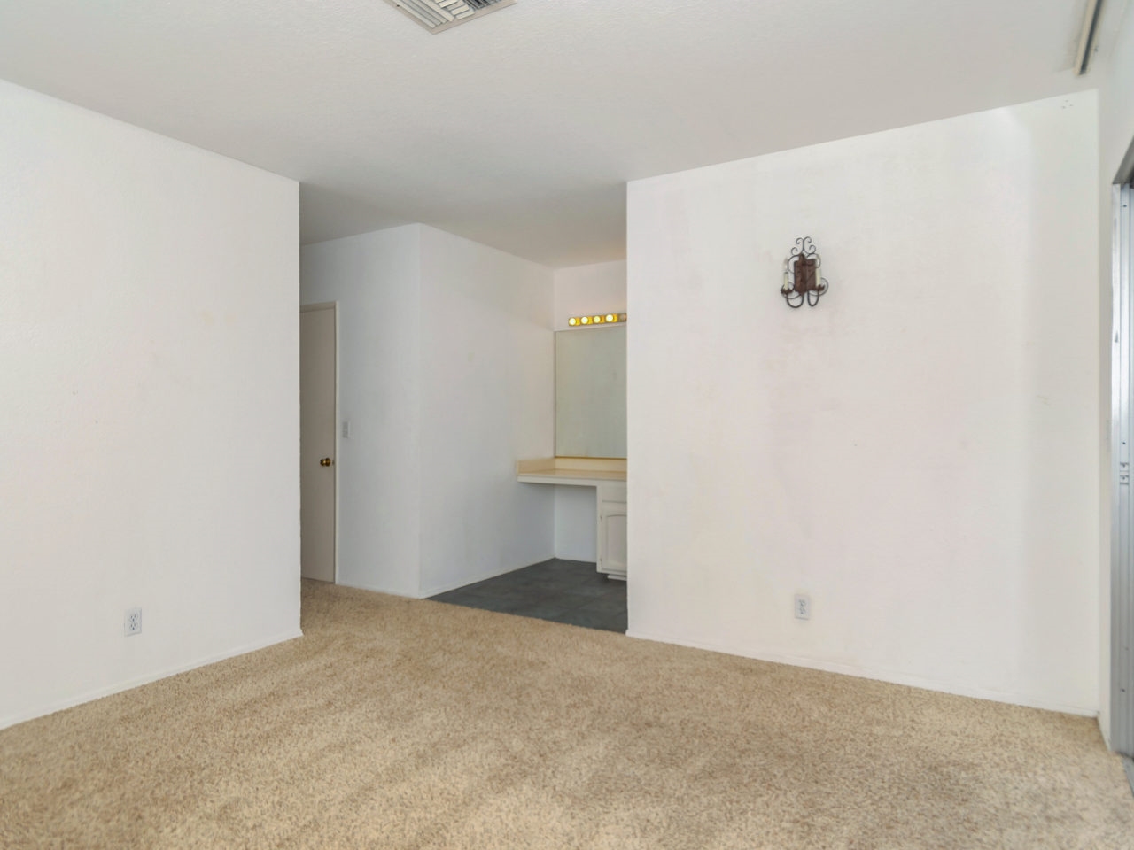 670 J Ave, Coronado, CA 92118 photo 19