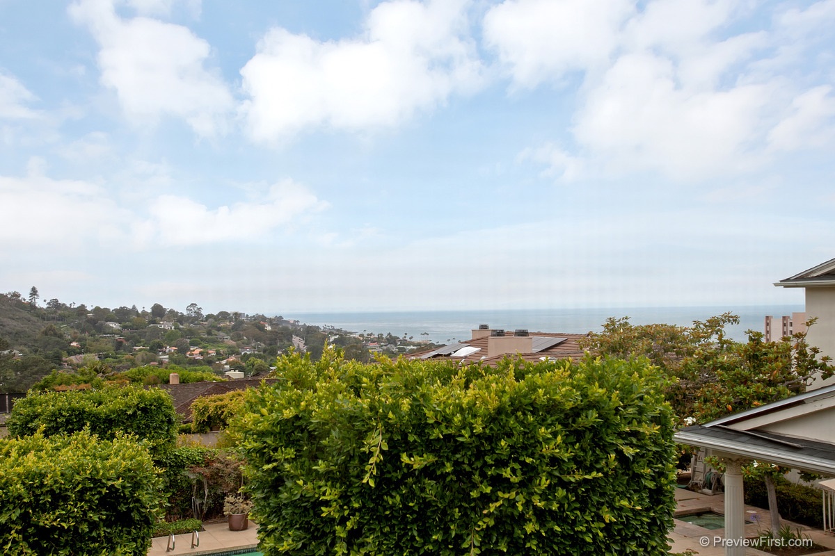 2641 Costebelle Dr, La Jolla, CA 92037 photo 17