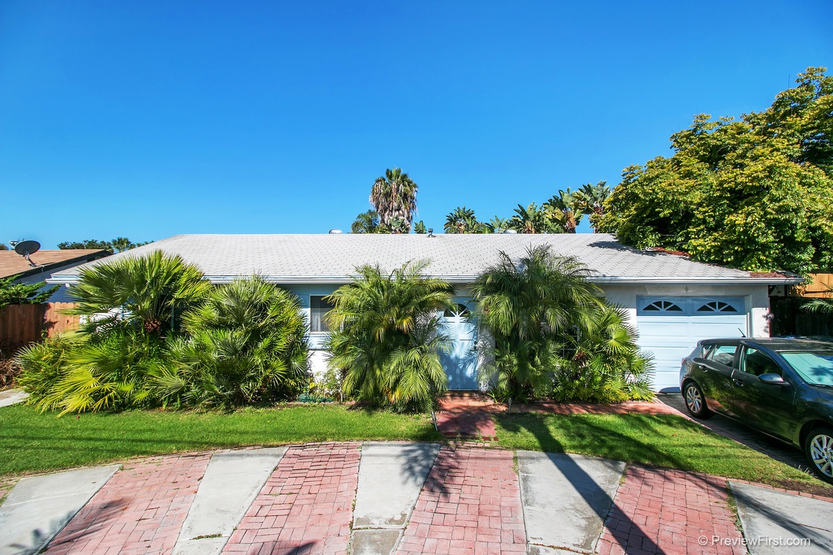 1092 Nardo, Encinitas, CA 92024 photo 2