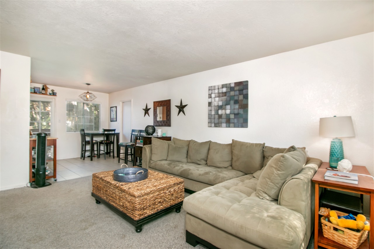 1092 Nardo, Encinitas, CA 92024 photo 4