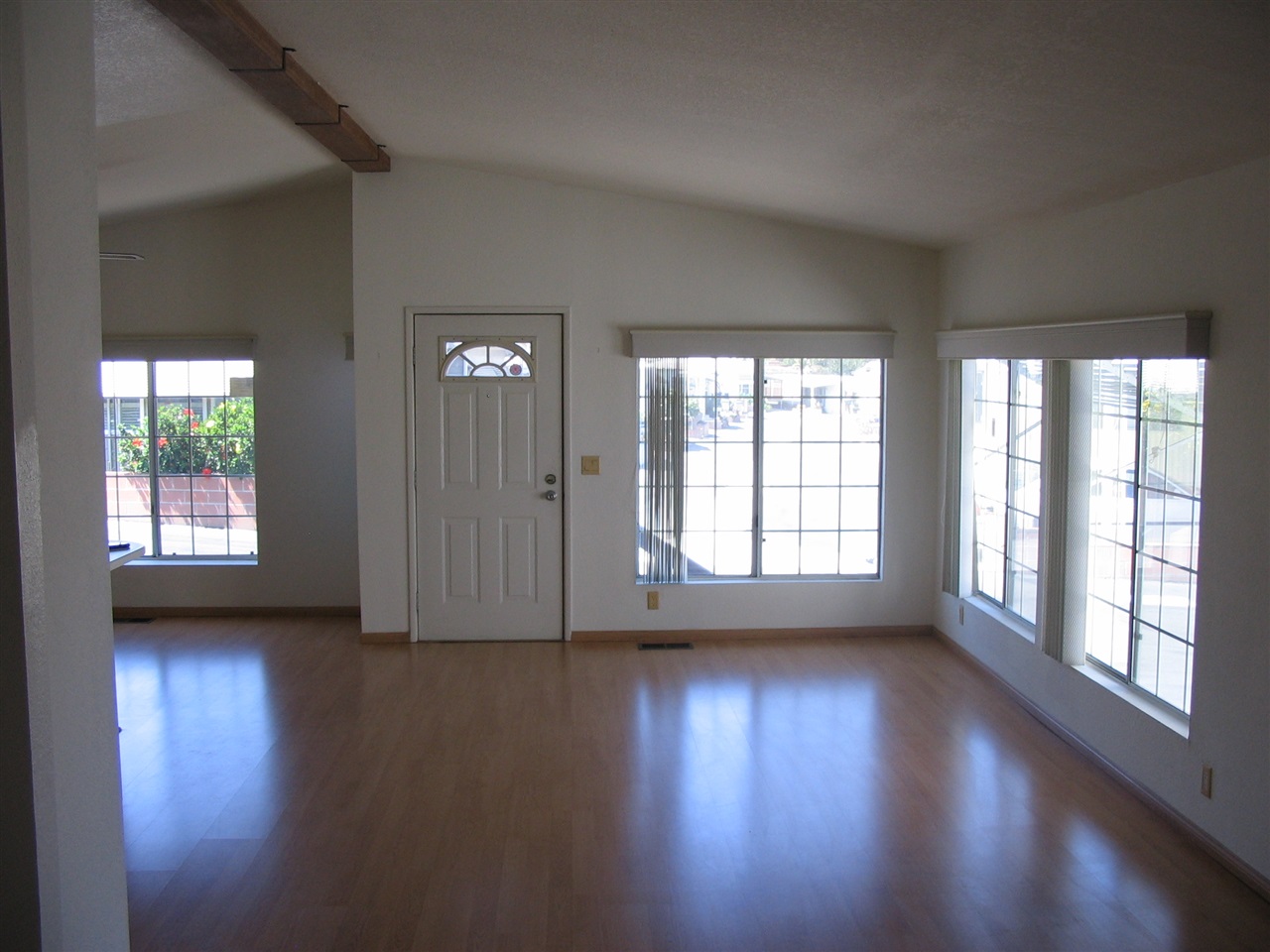 84 Pheasant Ln #t, Oceanside, CA 92057 photo 3