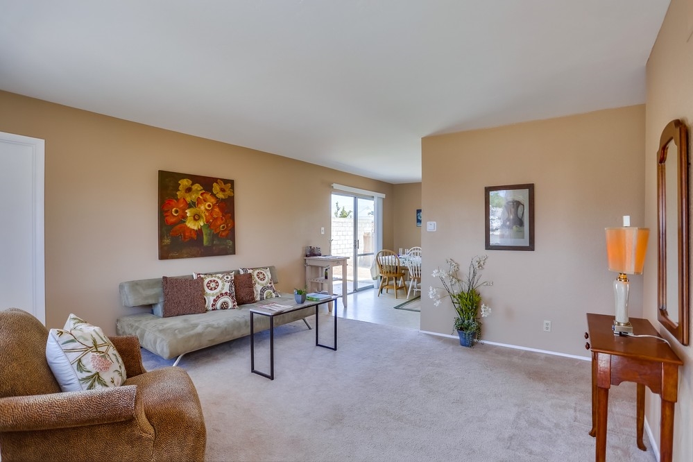 4831 Sol Sitio, Oceanside, CA 92057 photo 4