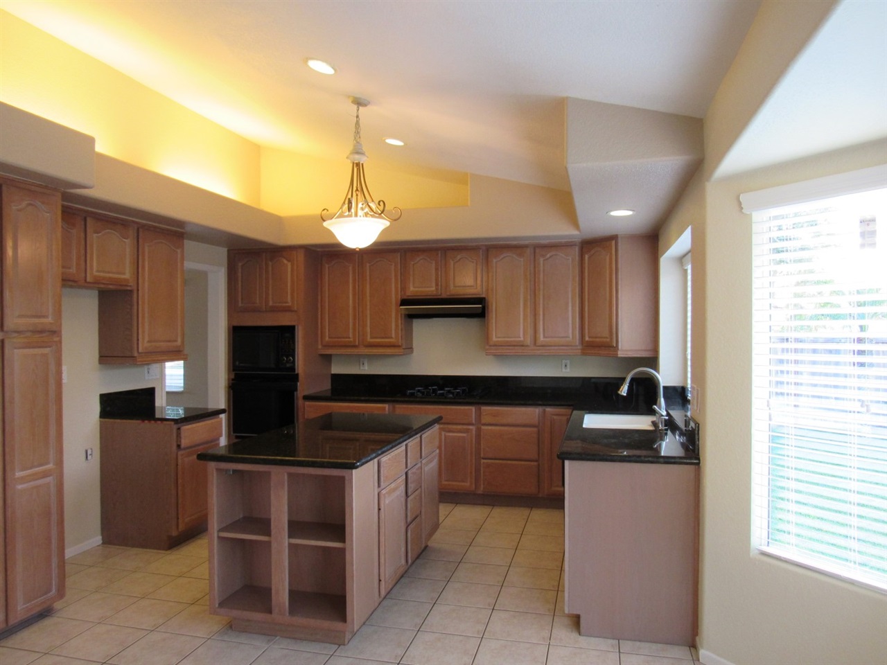 2748 Berkeley Ave, Carlsbad, CA 92010 photo 5