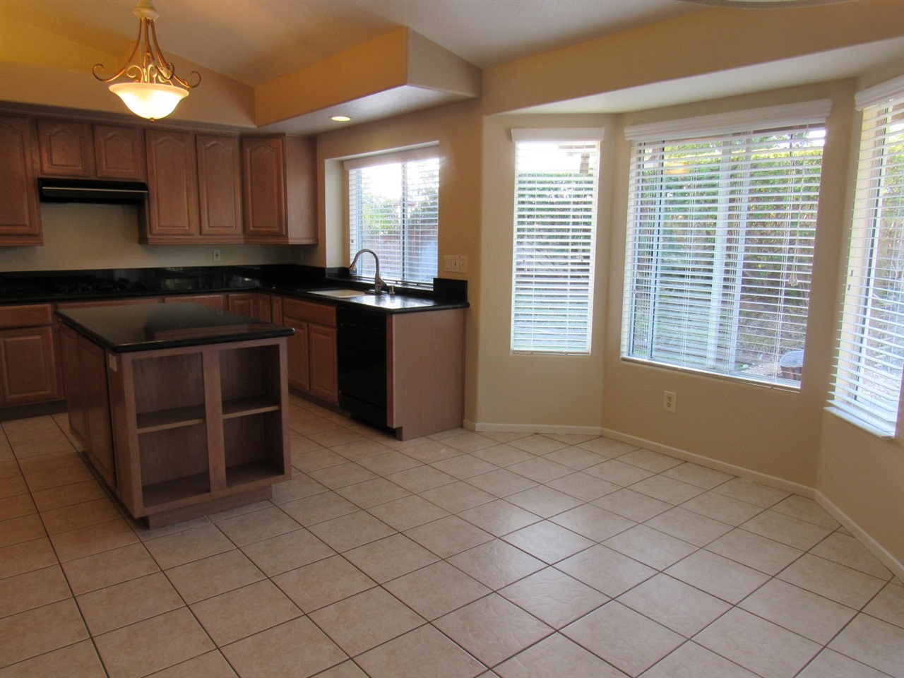 2748 Berkeley Ave, Carlsbad, CA 92010 photo 6