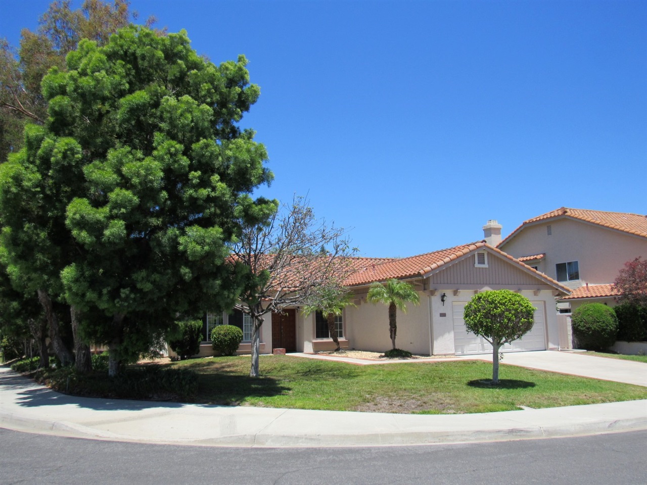 2748 Berkeley Ave, Carlsbad, CA 92010 photo 3